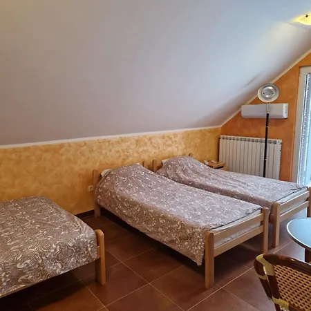 Tina - Srebrno Jezero Apartment Zatonje