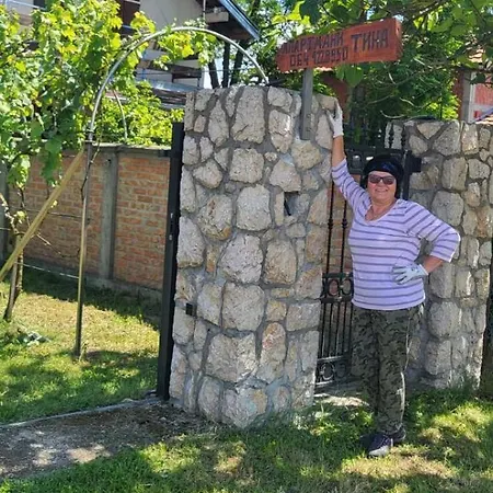 Apartment Tina - Srebrno Jezero Zatonje