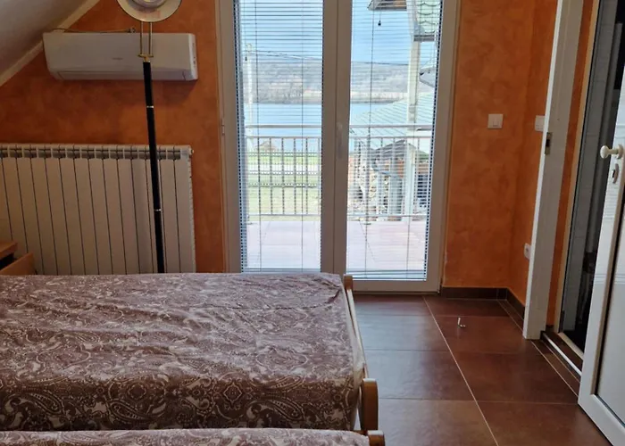 شقة Tina - Srebrno Jezero Zatonje